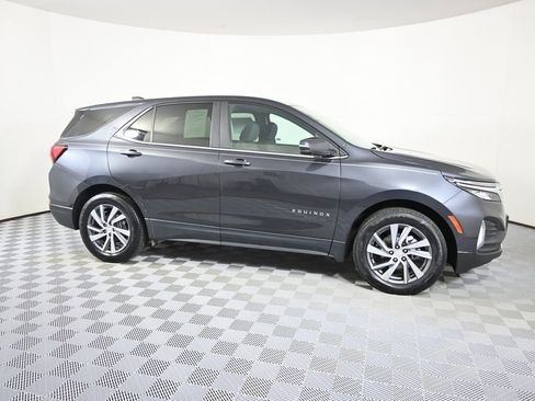 Used 2023 Chevrolet Equinox LT AWD/4WD image 8