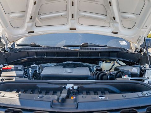 Used 2019 Chevrolet Silverado 1500 Custom Trail Boss image 19