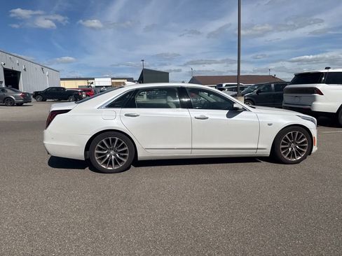 Used 2018 Cadillac CT6 Luxury AWD/4WD image 6