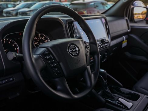 New 2026 Nissan Frontier SV image 14