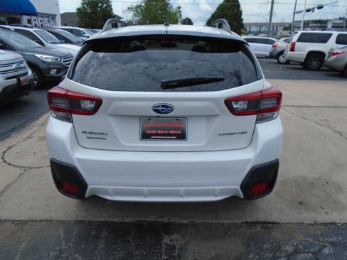 Used 2023 Subaru Crosstrek 2.0i AWD/4WD image 3