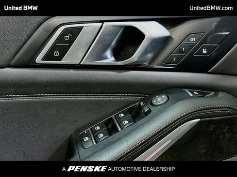 Used 2024 BMW X5 xDrive40i w/ Premium Package AWD/4WD image 10