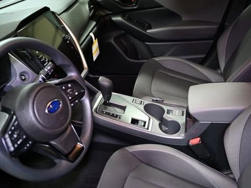 Used 2025 Subaru Crosstrek 2.0i Premium image 24