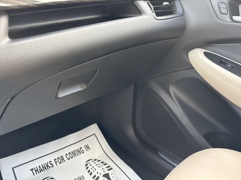 Used 2019 Buick Envision Essence image 26