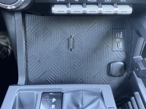 Used 2024 Toyota Tacoma TRD Off-Road image 7