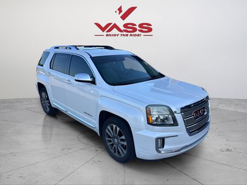 Used 2016 GMC Terrain Denali w/ Cargo Package FWD image 7