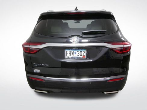 Used 2021 Buick Enclave Essence w/ Sound and Sites Package AWD/4WD image 4