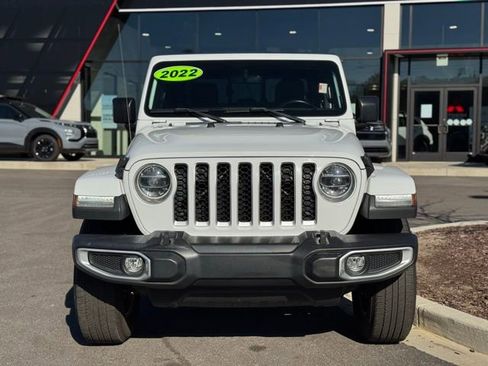 Used 2022 Jeep Gladiator Overland w/ Popular Equipment Package image 5