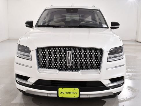 Used 2020 Lincoln Navigator Reserve w/ Luxury Package AWD/4WD image 3