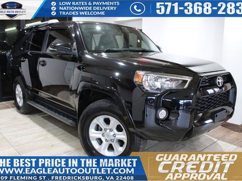 Used 2017 Toyota 4Runner SR5 Premium w/ Convenience Package AWD/4WD image 1