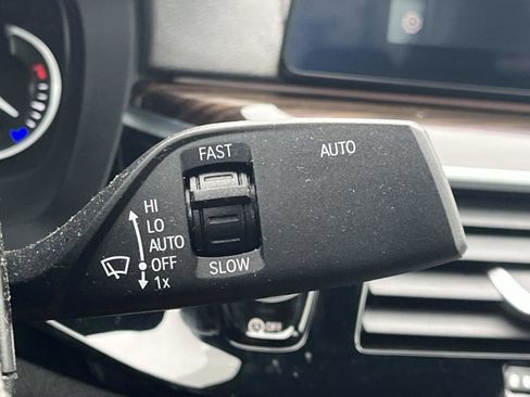 Used 2019 BMW 530i xDrive image 41