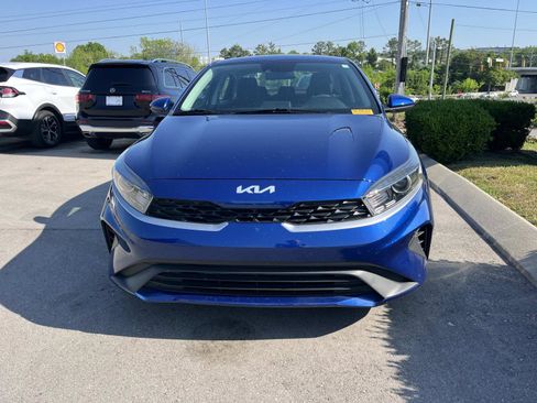 Used 2023 Kia Forte LXS image 6