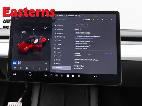 Used 2022 Tesla Model Y Performance AWD/4WD image 12