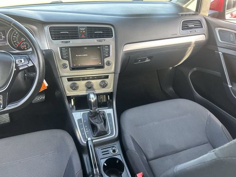 Used 2016 Volkswagen Golf S FWD image 13