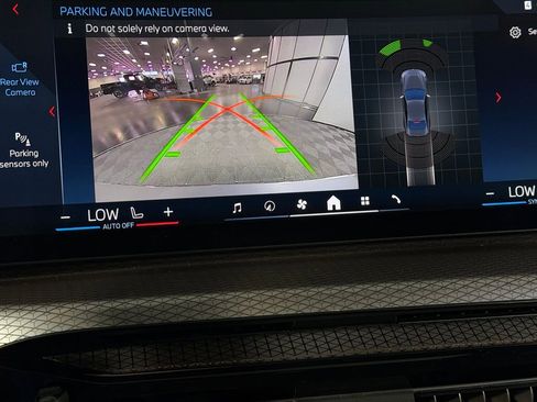 Used 2025 BMW M240i xDrive Coupe image 17