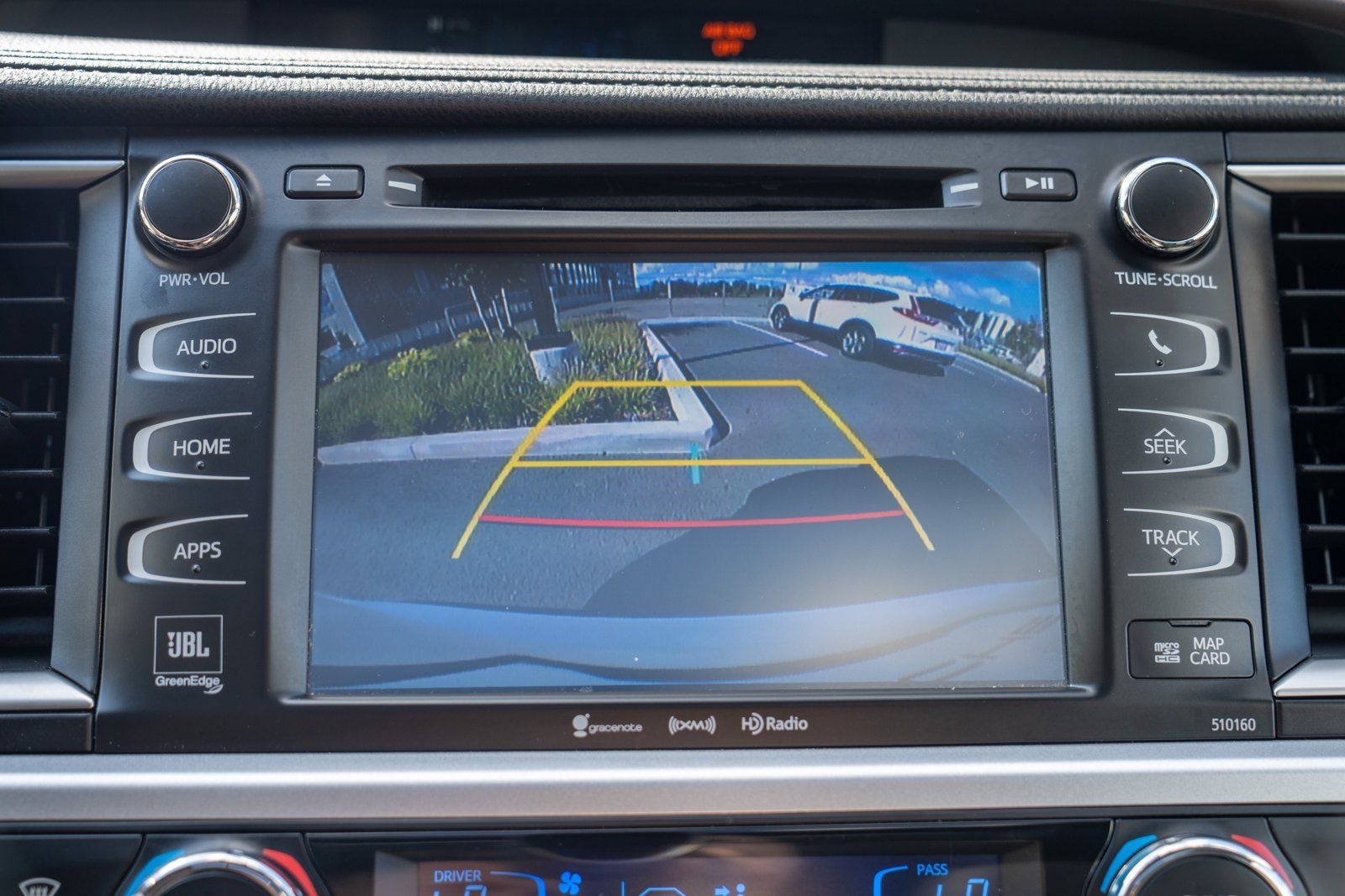 Used 2016 Toyota Highlander Limited AWD/4WD image 14