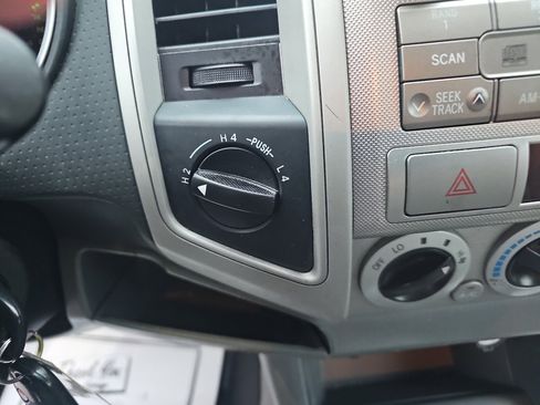 Used 2009 Toyota Tacoma 4x4 Double Cab image 15