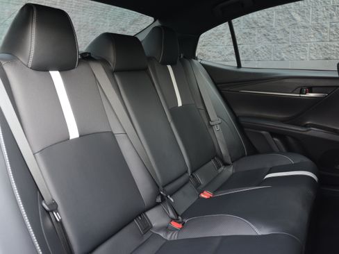 Used 2025 Toyota Camry SE FWD image 32