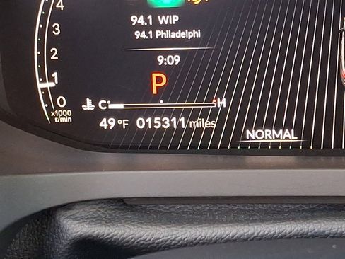 Used 2025 Acura MDX SH-AWD w/ Advance Package image 21