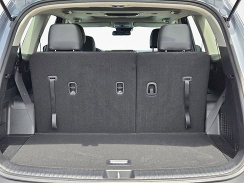 Used 2022 Kia Telluride S FWD image 8