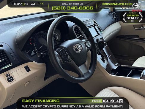 Used 2015 Toyota Venza LE FWD image 11