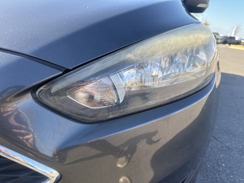 Used 2017 Ford Focus SEL image 6