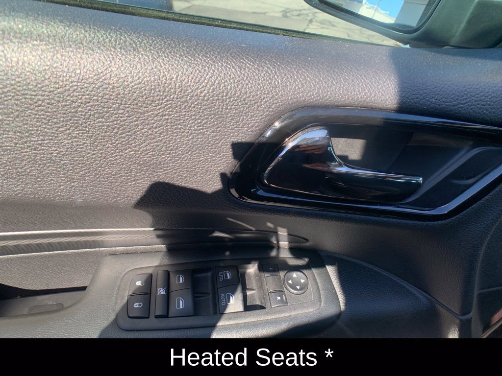 Used 2025 Dodge Durango GT AWD/4WD image 12