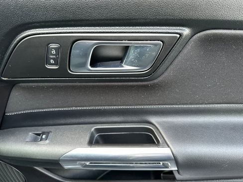 Used 2021 Ford Mustang GT image 15
