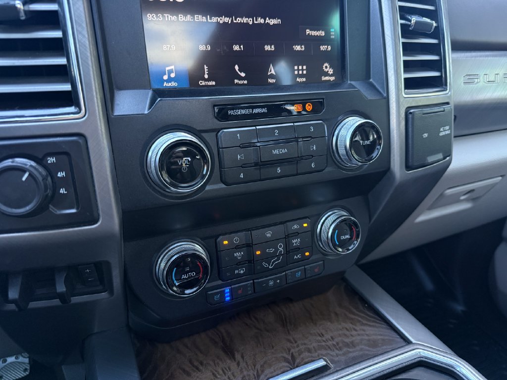 Used 2019 Ford F350 Limited w/ FX4 Off-Road Package AWD/4WD image 26