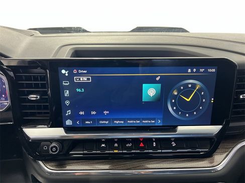 Used 2023 Chevrolet Silverado 1500 LT Trail Boss w/ Protection Package image 12