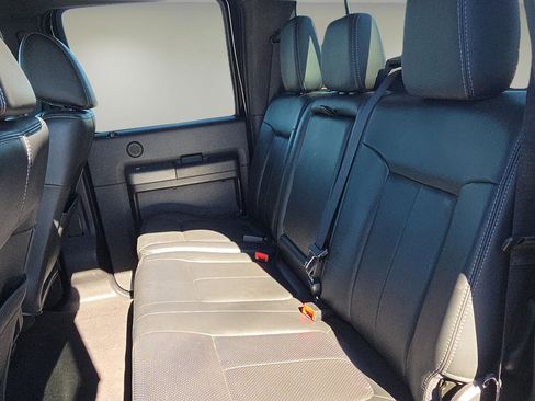 Used 2011 Ford F250 Lariat w/ Lariat Interior Pkg image 22