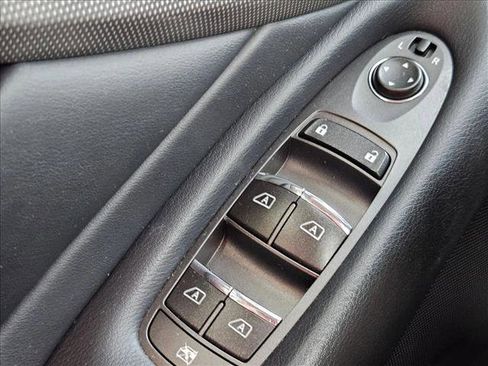 Used 2015 INFINITI Q50 Premium w/ Navigation Package image 11