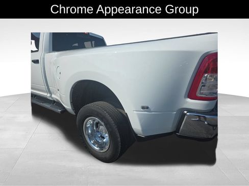 Used 2024 RAM 3500 Tradesman w/ Chrome Appearance Group AWD/4WD image 4