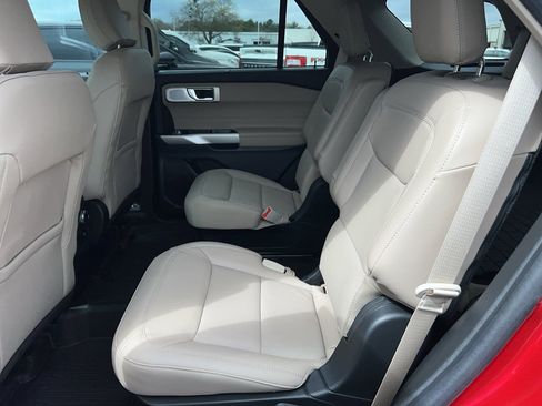 Used 2023 Ford Explorer Limited w/ Limited Technology Package image 20