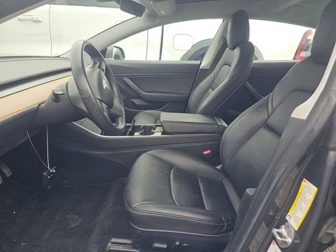 Used 2018 Tesla Model 3 Long Range image 14