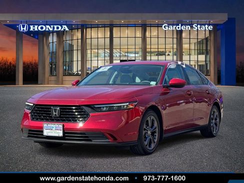 Used 2023 Honda Accord EX image 1