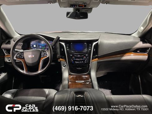 Used 2020 Cadillac Escalade ESV Luxury RWD image 35