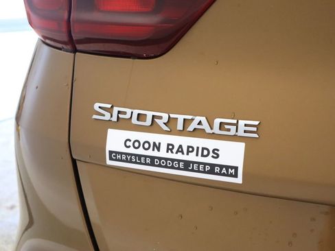 Used 2020 Kia Sportage LX w/ LX Popular Package AWD/4WD image 20