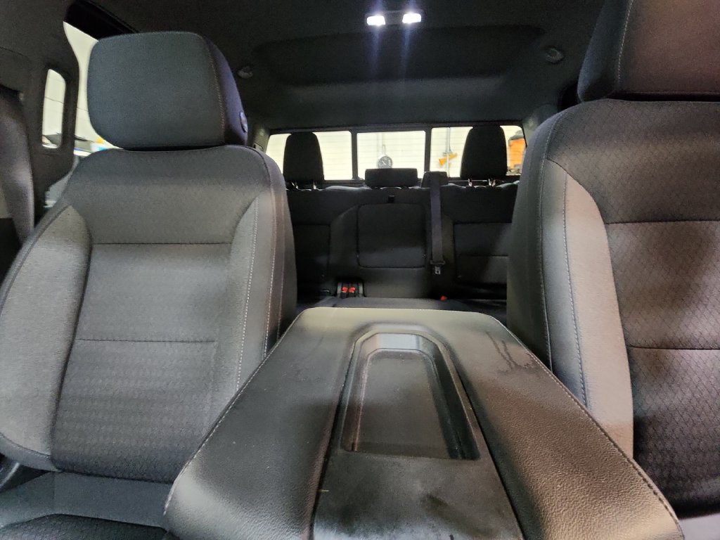 Used 2020 GMC Sierra 1500 SLE w/ SLE Value Package AWD/4WD image 37