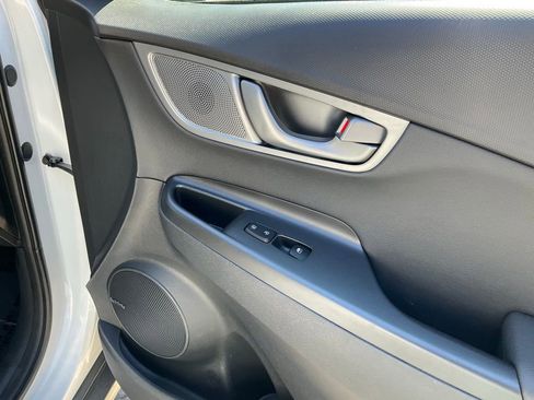 Used 2019 Hyundai Kona Ultimate image 62