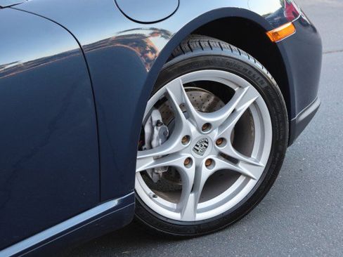 Used 2011 Porsche Cayman RWD image 56