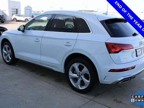 Used 2024 Audi Q5 2.0T Prestige w/ Prestige Package image 4