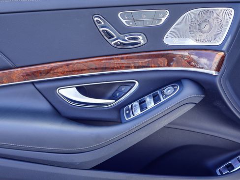 Used 2015 Mercedes-Benz S 550e Plug-In Hybrid Sedan image 11