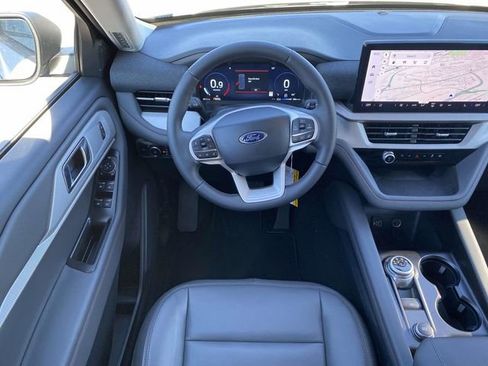 New 2026 Ford Explorer Active image 10