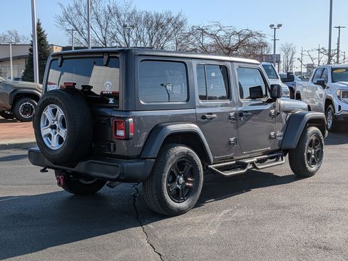 Used 2018 Jeep Wrangler Unlimited Sport S image 8