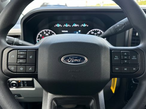 New 2026 Ford F250 XL w/ XL Chrome Package image 20
