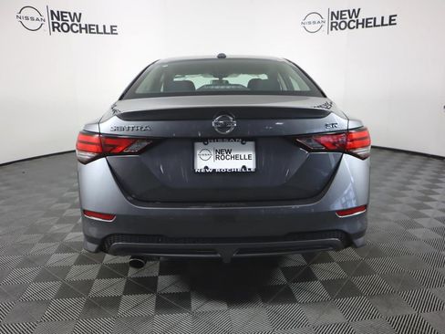 Used 2023 Nissan Sentra SR w/ Trunk Package image 6