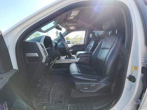 Used 2017 Ford F250 Lariat w/ Chrome Package AWD/4WD image 28