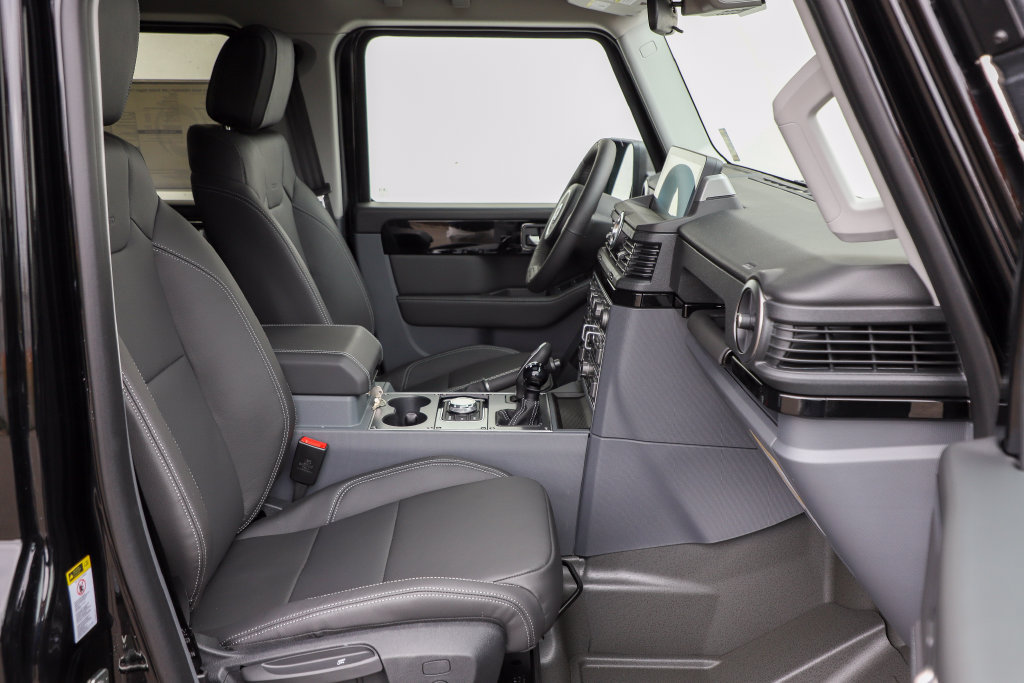 Used 2025 INEOS Grenadier Station Wagon AWD/4WD image 63