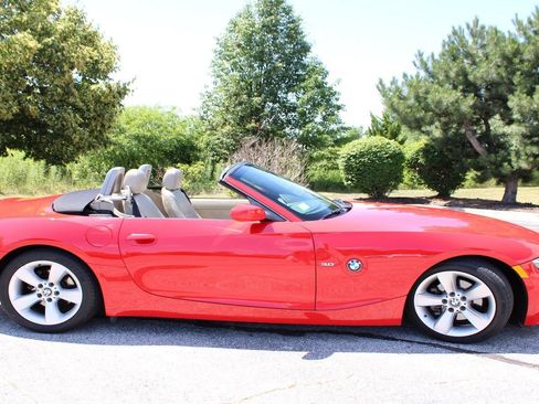 Used 2007 BMW Z4 3.0i image 11